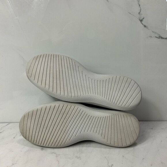 ALLBIRDS Wool Runners Shoes - Picture 7 of 9